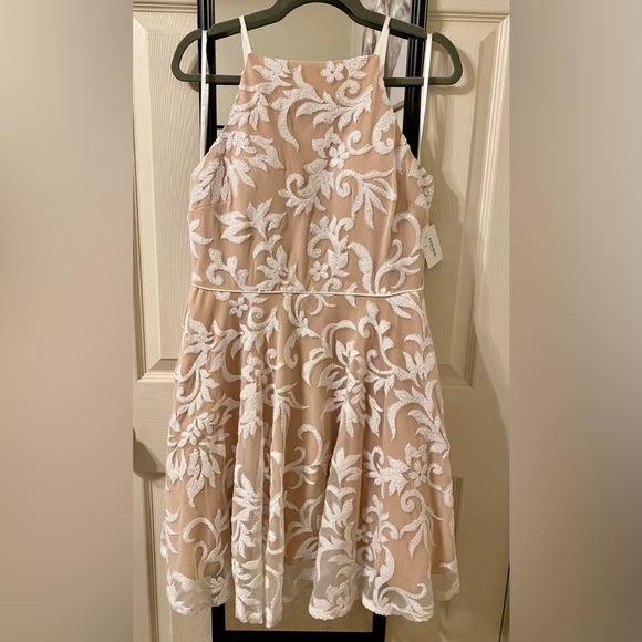 David's Bridal Dresses & Skirts - 🔥NWT David’s Bridal Dress